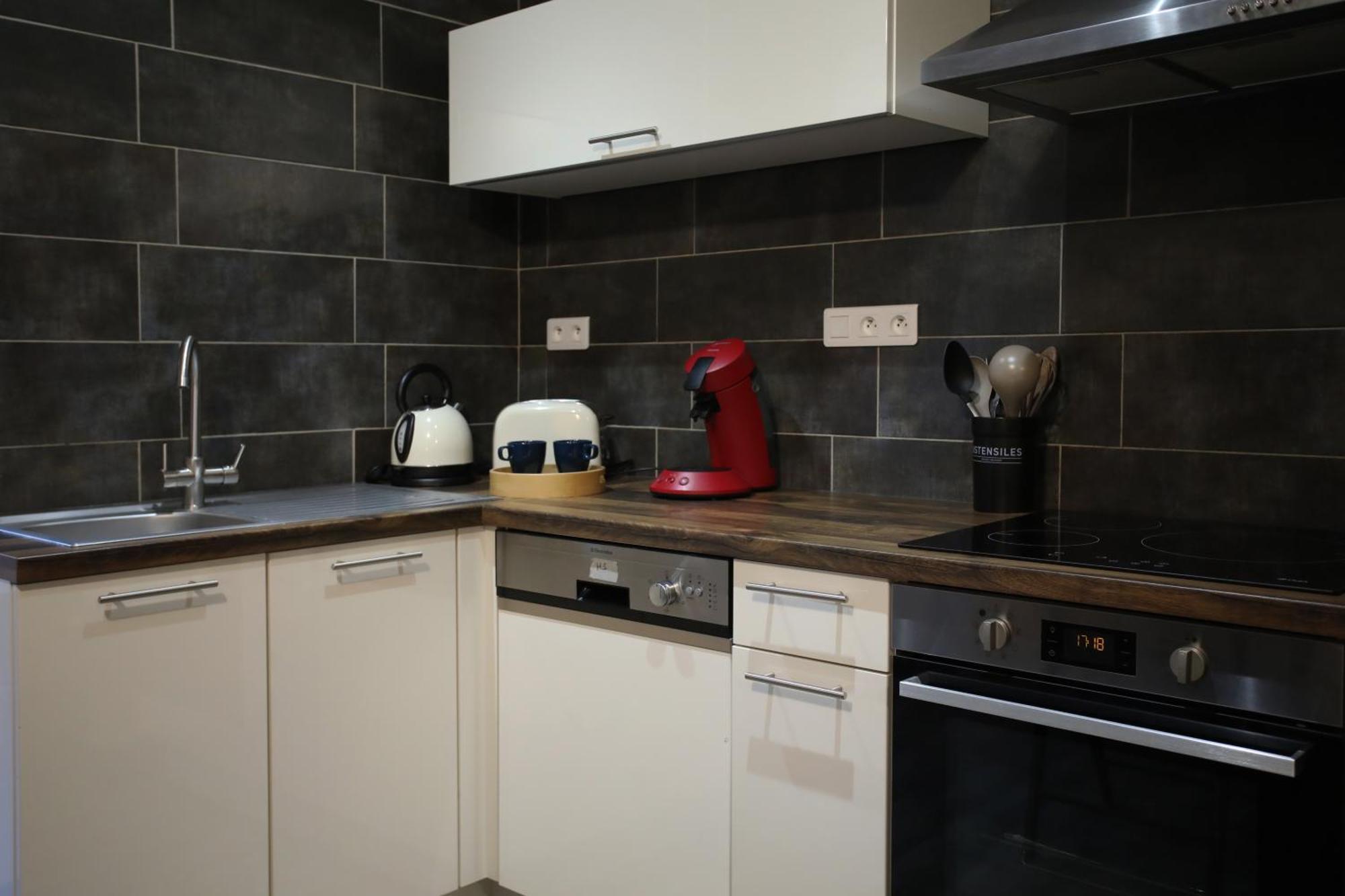 L'Atelier 57 - Votre Meuble Authentique ! Apartamento Arbois Exterior foto